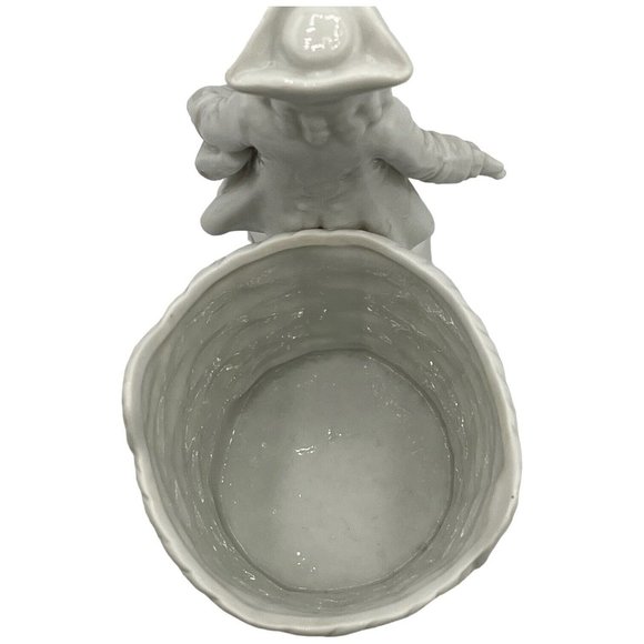 CAPODIMONTE Colonial Man Figurine White Porcelain Planter Crown N Mark 4.75 inch - Picture 6 of 14